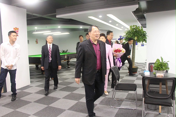 江河商学院